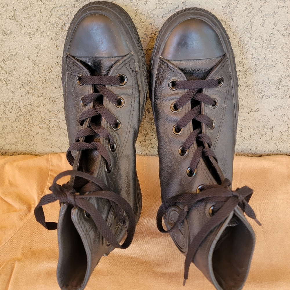 CONVERSE ALL STAR HIGH TOP SNEAKERS  Mens 5.5 Women's 7.5